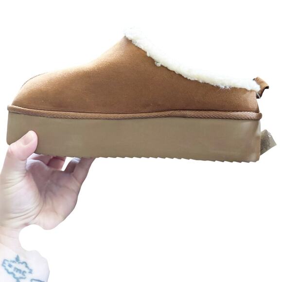 Old Navy ON Faux Sherpa Lined Platform Slippers Slip On Chestnut NWT Size 9 NEW - Picture 4 of 9